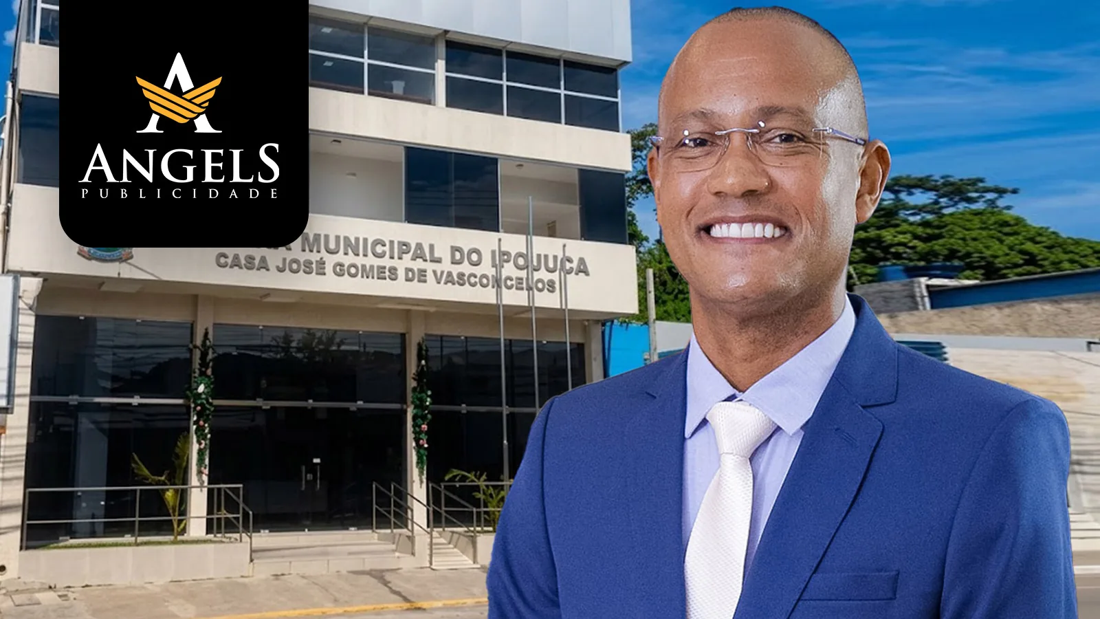 Irmão Ricardo, vereador de Ipojuca, em frente à Câmara Municipal do Ipojuca